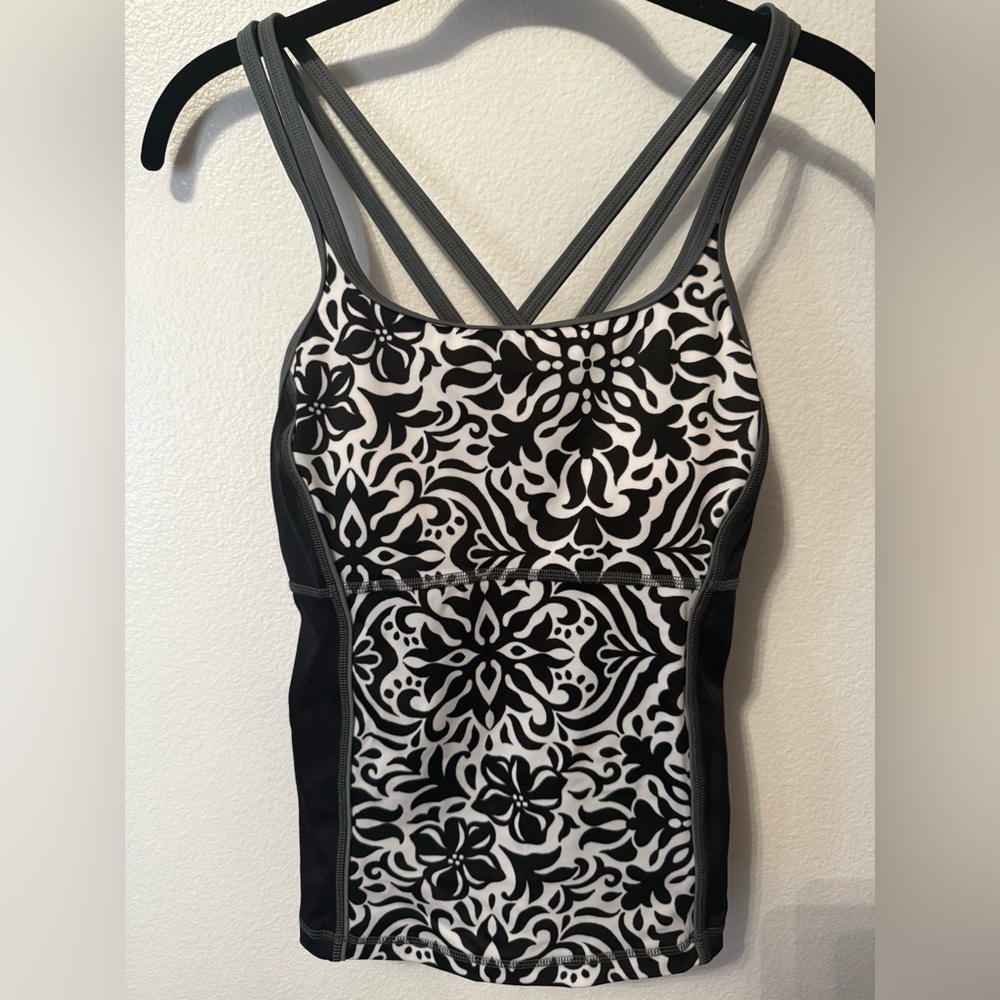 EUC Land’s End Tankini Floral Swim Top With Shelf Bra Size 4 - Picture 2 of 8